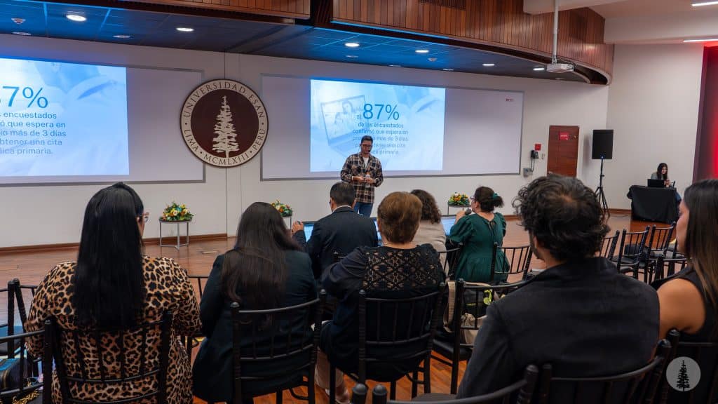 Innova ESAN celebra un DemoDay lleno de talento y creatividad en los Explorer Awards 2025-2